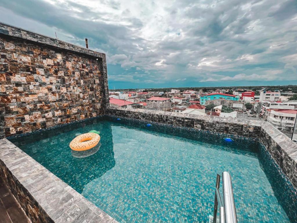 Lavero Suites Kalibo Exterior foto