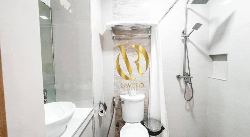 Lavero Suites Kalibo Exterior foto